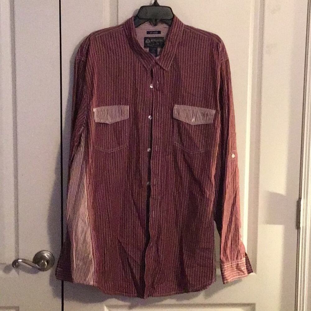 Men’s button down casual long sleeve shirt